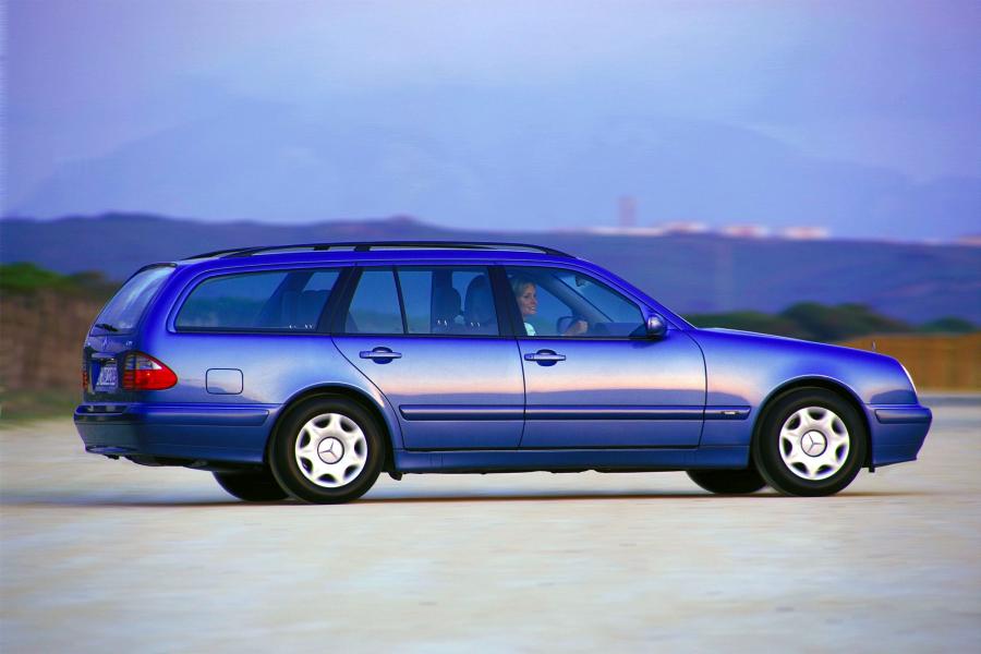  Mercedes-Benz E-Class 1996 года  (фото 11 из 23)